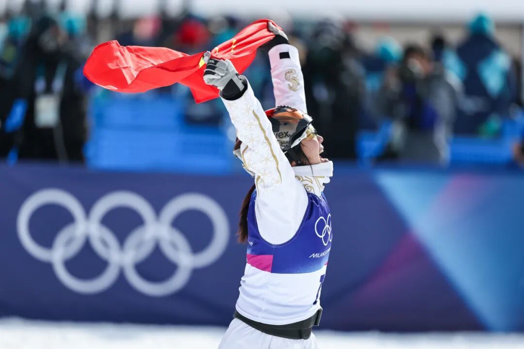 第二金！徐梦桃卫冕冬奥会自由式滑雪女子空中技巧金牌