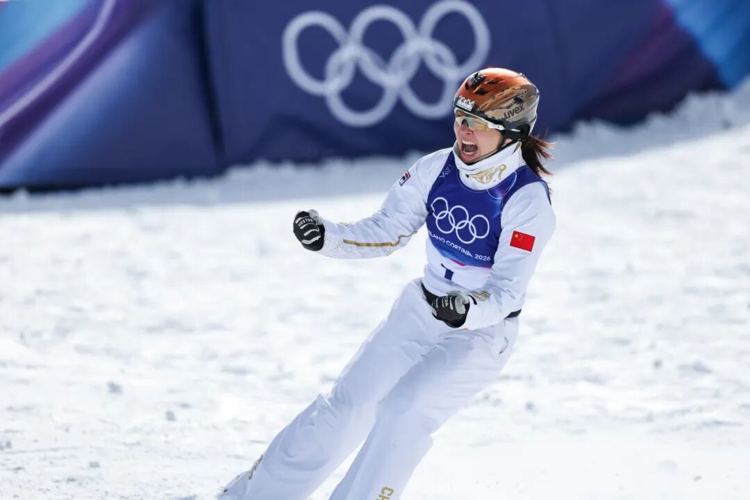 第二金！徐梦桃卫冕冬奥会自由式滑雪女子空中技巧金牌