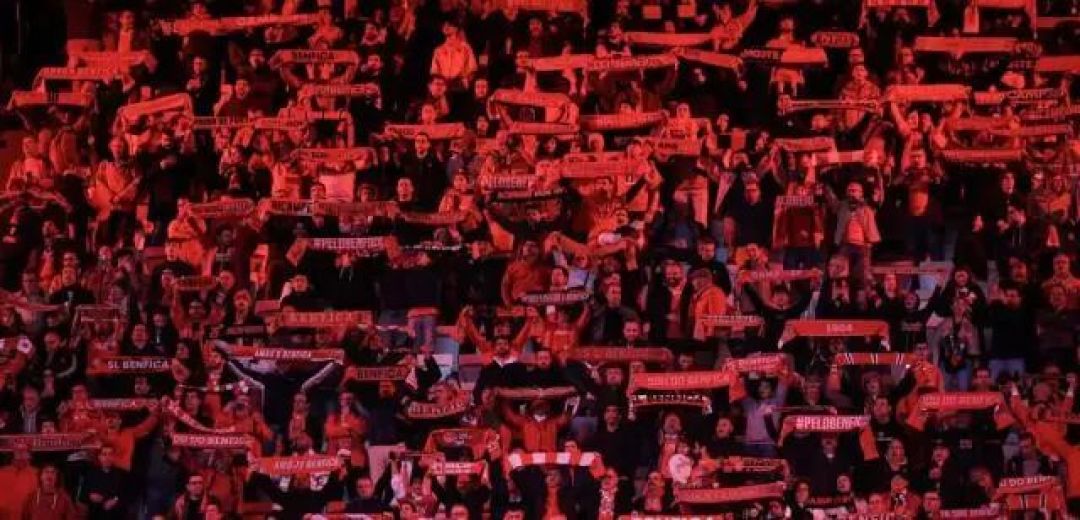 欧冠丨维尼修斯再遭“种族歧视” 本菲卡球员到底说了什么?