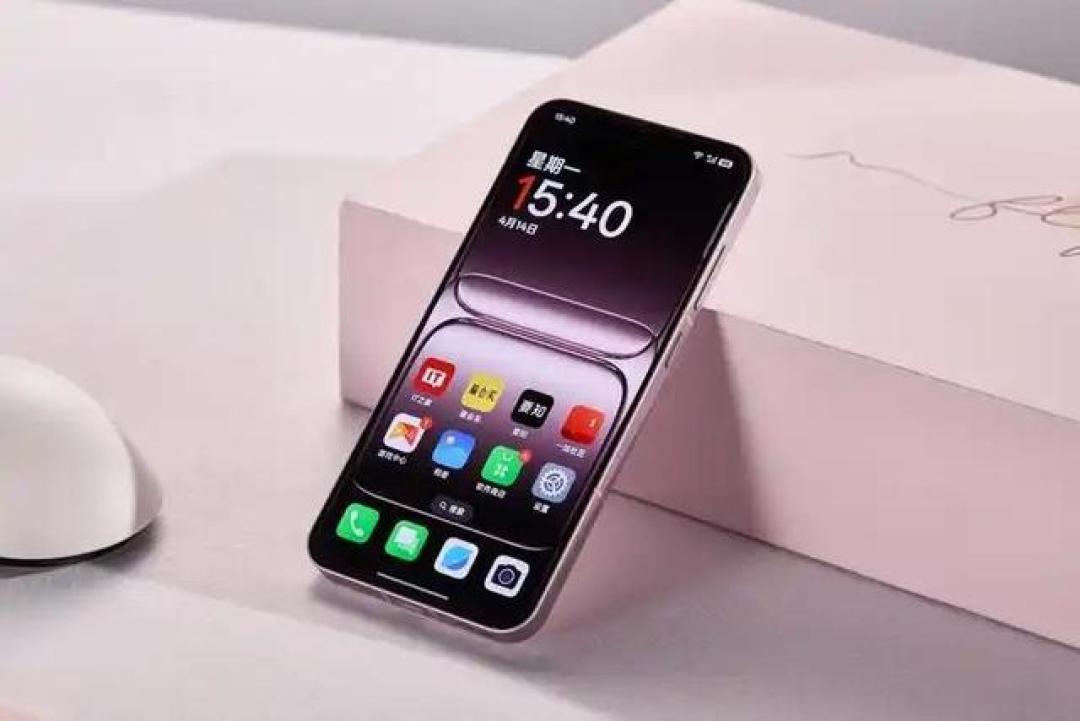 一加 15T对比一加 15配置参数对比图已发:两款都搭载骁龙8Elite5。
