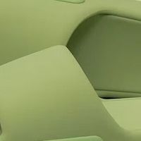 踩屎感拖鞋：舒适与隐患并存