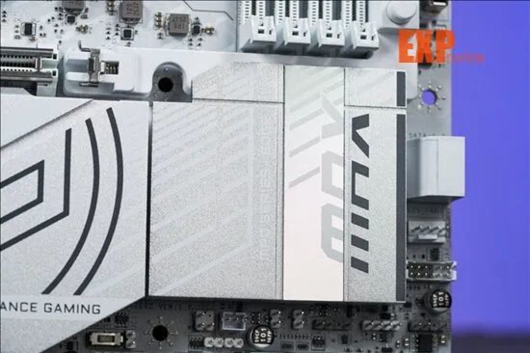 微星MPG B850M EDGE TI MAX WIFI刀锋 钛评测:是M-ATX,但内外都要MAX