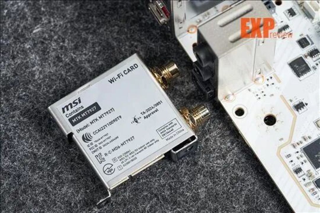 微星MPG B850M EDGE TI MAX WIFI刀锋 钛评测:是M-ATX,但内外都要MAX