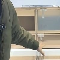 海尔麦浪509冰箱多门设计，精准控温锁鲜，日常食材保鲜更持久，家庭使用体验升级。