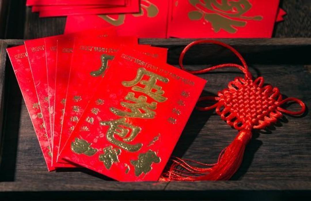 1万压岁钱买保险引热议:是财商启蒙还是新型理财陷阱?