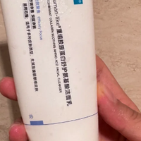 洗面奶哪款好用？洗面奶排行榜TOP10实测：按肤质选对不踩坑