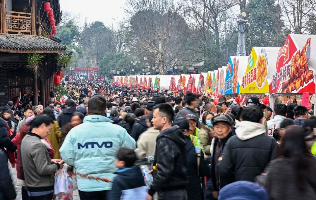 热闹、喜庆!崇州三大古镇年味儿拉满