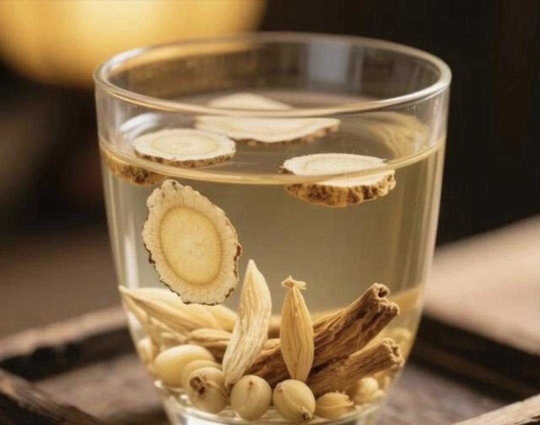 西洋参搭配、功效、适用人群、泡水和炖汤详细做法,一次讲全
