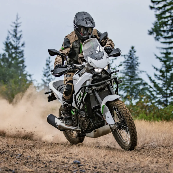 高配直逼4.8万？川崎KLE 500泰版售价曝光，这价格买国产不香吗？