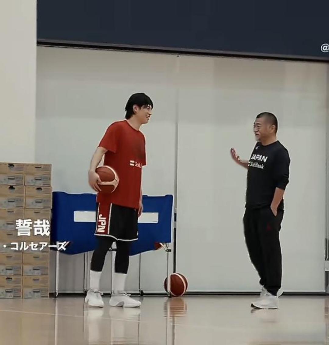 日本主帅“饭桶”3点认为,中国男篮亚洲区排名第11,冲击小组第1