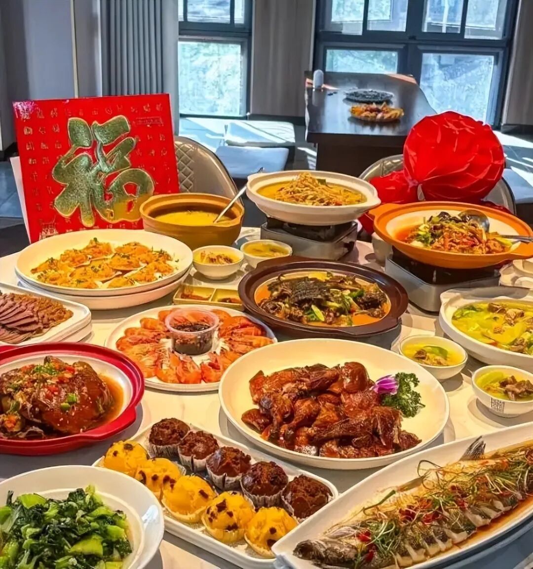 河北女婿到江西过年,全是辣椒难下筷,饮食碰撞中的家庭温情