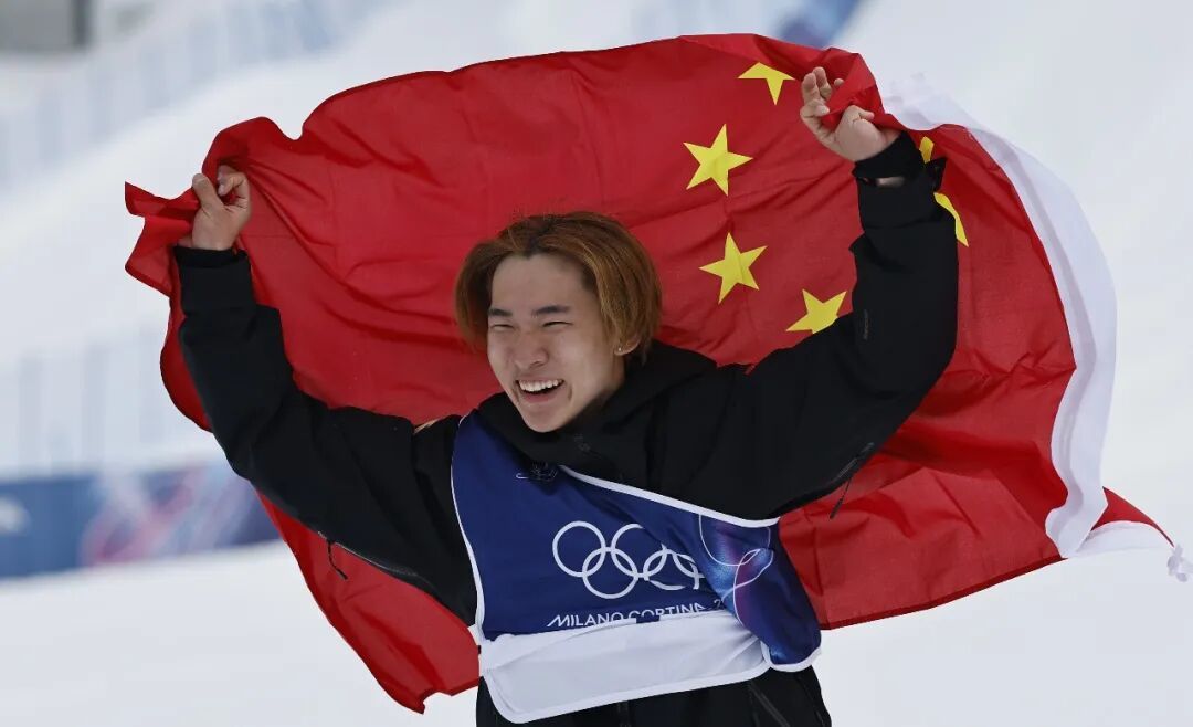 苏翊鸣:少年乘风处,冰雪贺新章