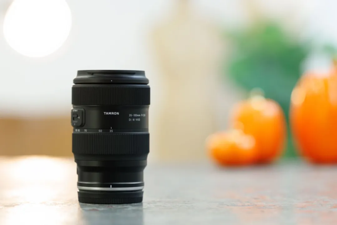 让定焦党都心动!腾龙35-100mm F2.8终于出了,将是拍活动利器