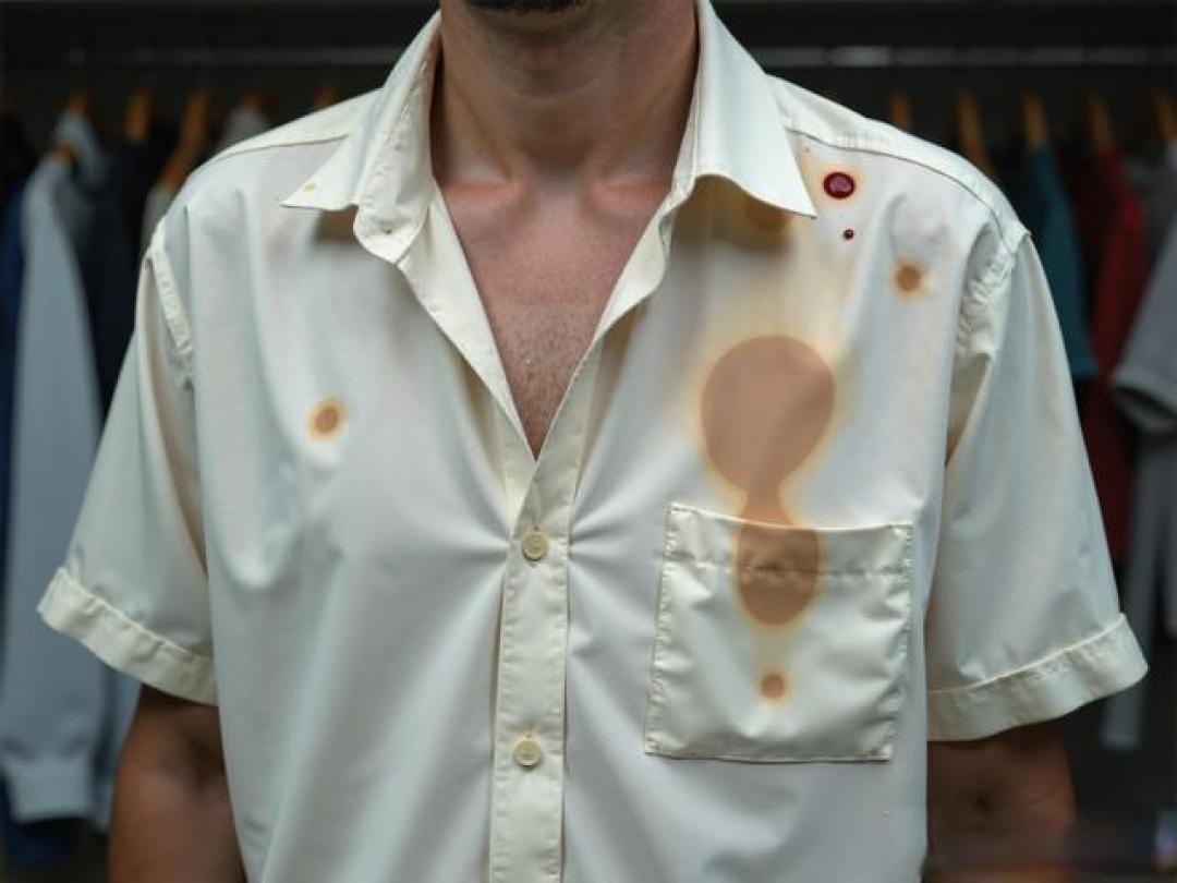 衣服去油8个小妙招,操作简单不花钱,轻松洗净不留痕