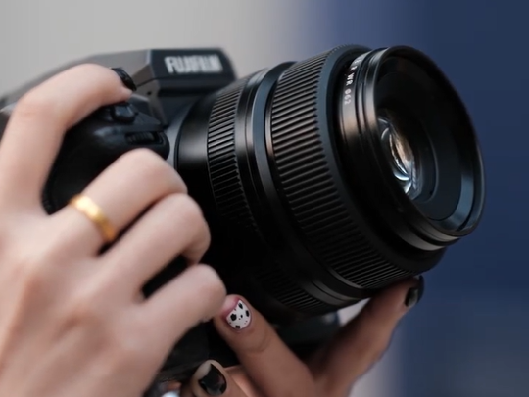 富士GF63mmF2.8 R WR中画幅最完美的挂机头?