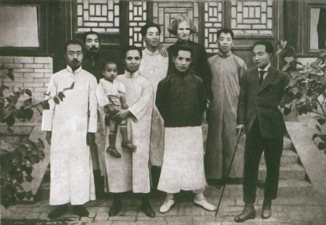 赠书 | 鲁迅：新年炖只鸡，是个好主意