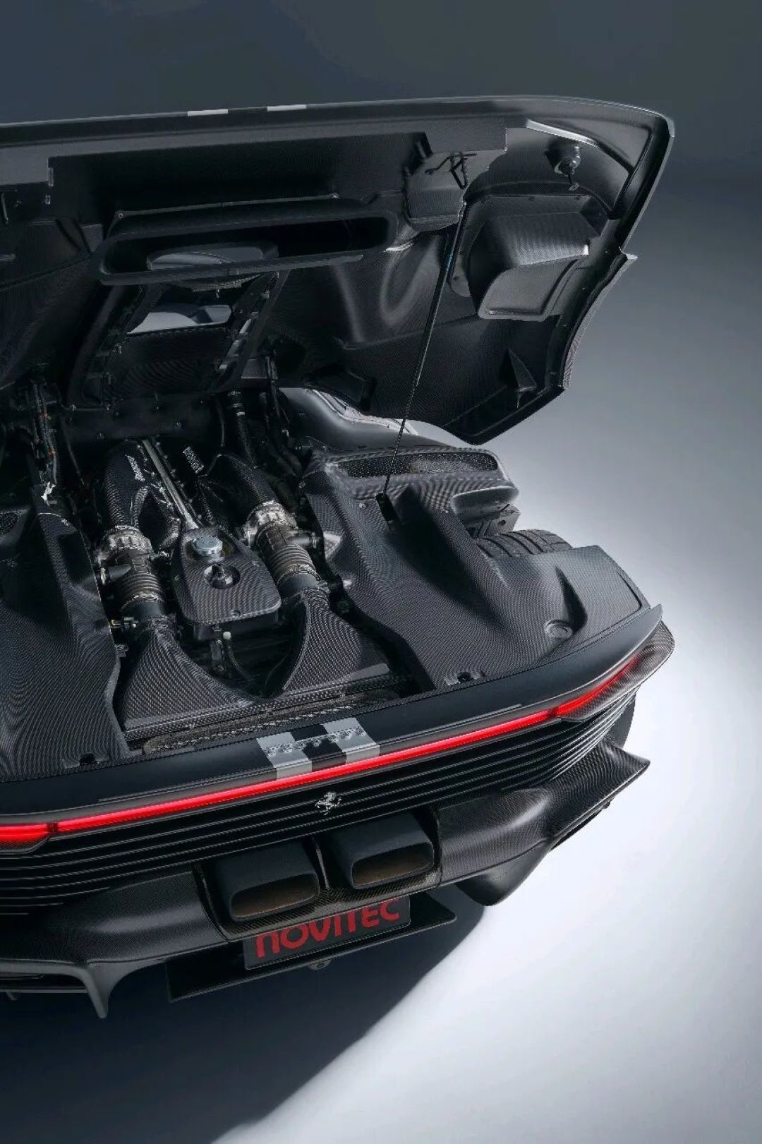 Novitec推出全新法拉利Daytona SP3改装,V12的声浪更响亮了