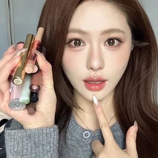 没有人能空着手走出这个视频！年度爱用口红
#口红试色 #年度爱用彩妆 #口红种草 #美妆 #新手化妆