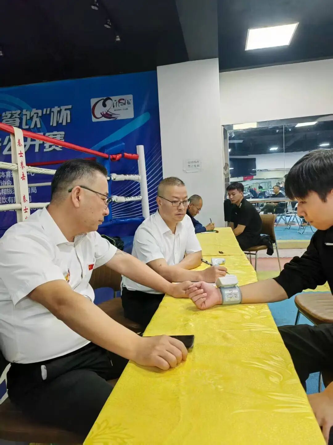 古城擂台展英姿、拳力激荡促普及!第十九届西安拳击公开赛火热开赛!