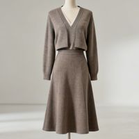 太平鸟两件套A字裙：通勤神器还是智商税？1000+用户真实评价大PK