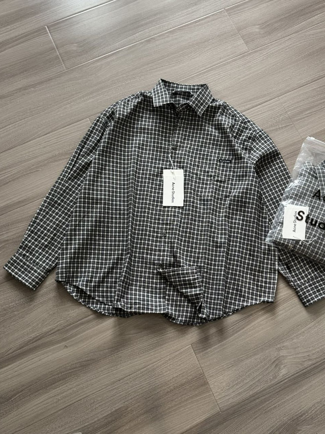 Acne Studios格纹衬衫与“新知识分子风”：一件能穿十年的衣服