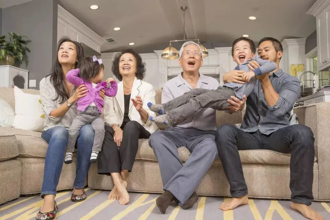过年怎么拍全家福更有趣味