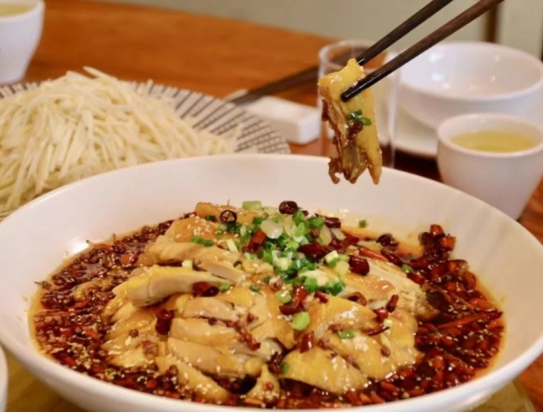 跑完“玉马”,再来挑战这条“隐藏赛道”!红塔区十大美食打卡点,等你来集章!
