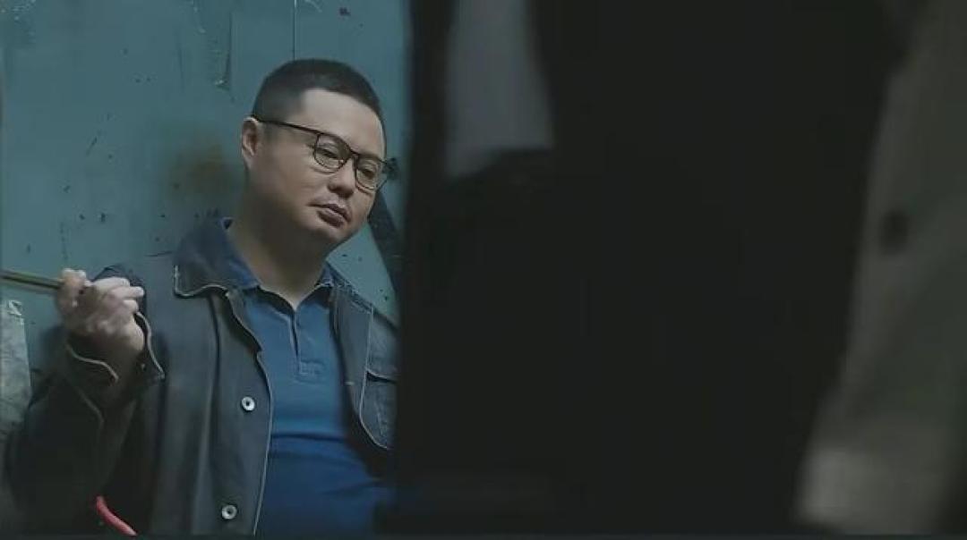 韩寒讽刺拉满:跟我玩脏?《飞驰人生3》叶经理,手段脏人不脏!