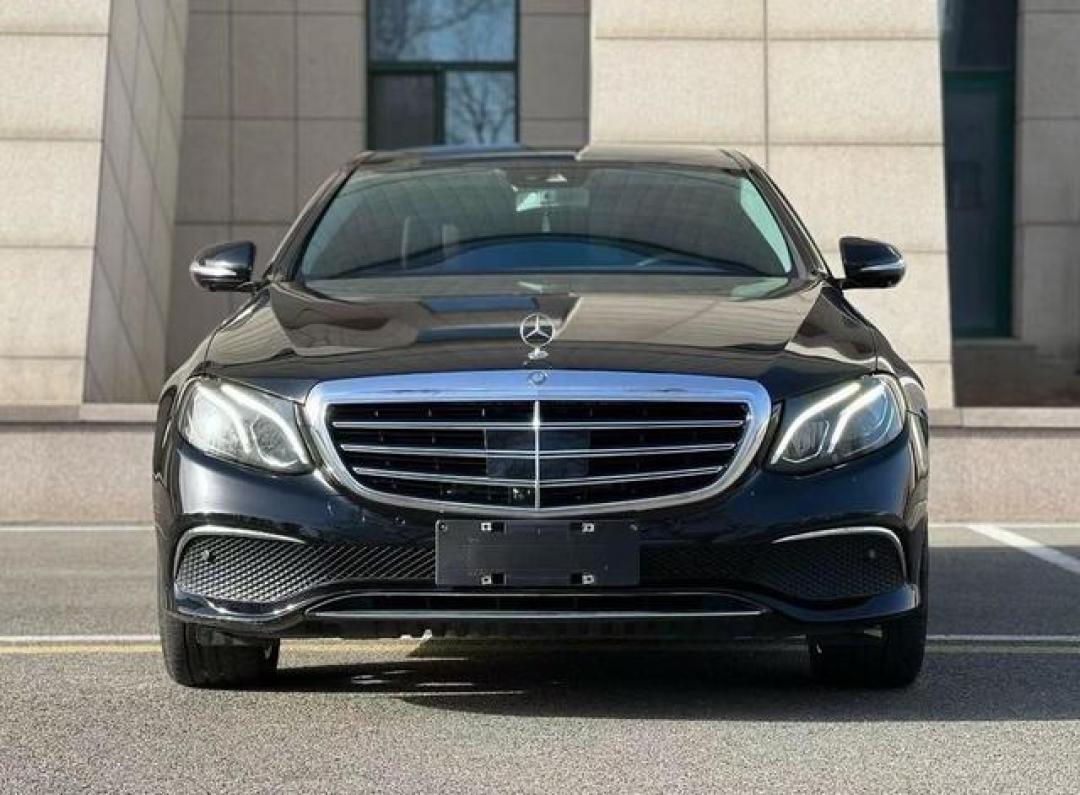当初没听劝买了奔驰E300L,开了6万公里,只想说三个字:不后悔!