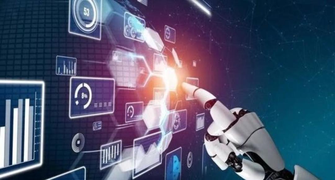 存 200 条 AI 提示词白费劲！真正会用的都在玩 “你问我答”
