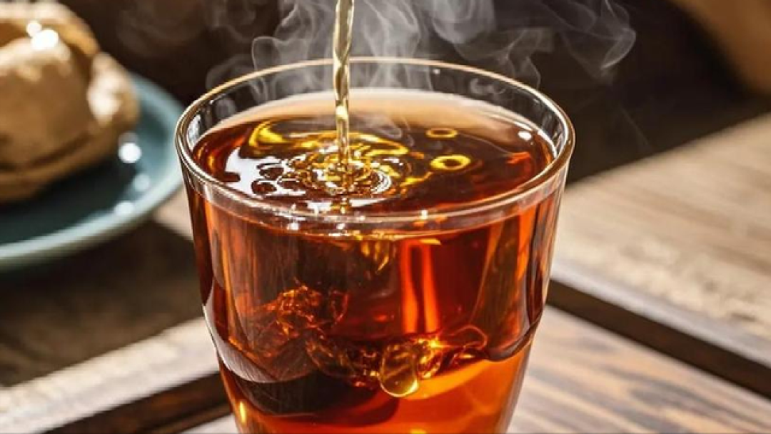 医生调查567人发现:常喝红茶的人,消化系统竟有这几个变化!