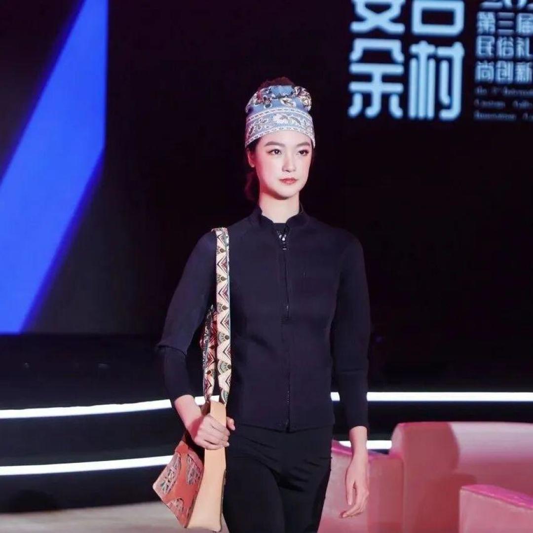 当户外运动遇见传统美学,好看又好用的时尚运动穿搭在安吉