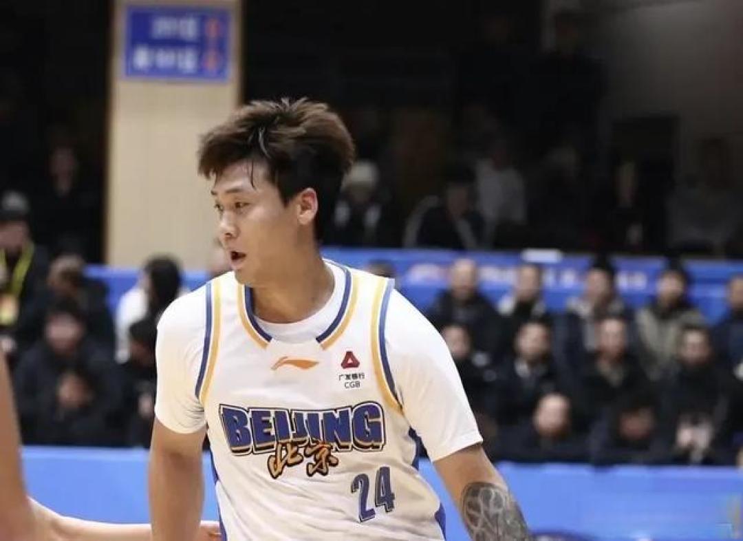 CBA一夜三消息！赵睿今日复出，吴冠希轻微骨裂，徐杰全明星票王