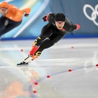 国产运动装备是“真香”还是“平替”？1200+用户观点大碰撞