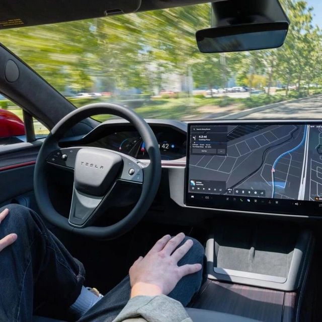 特斯拉FSD将于2026年上线语音提示功能，支持自然语言指令交互