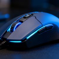 关闭鼠标平滑 vs 保持默认？68位FPS玩家真实体验告诉你答案