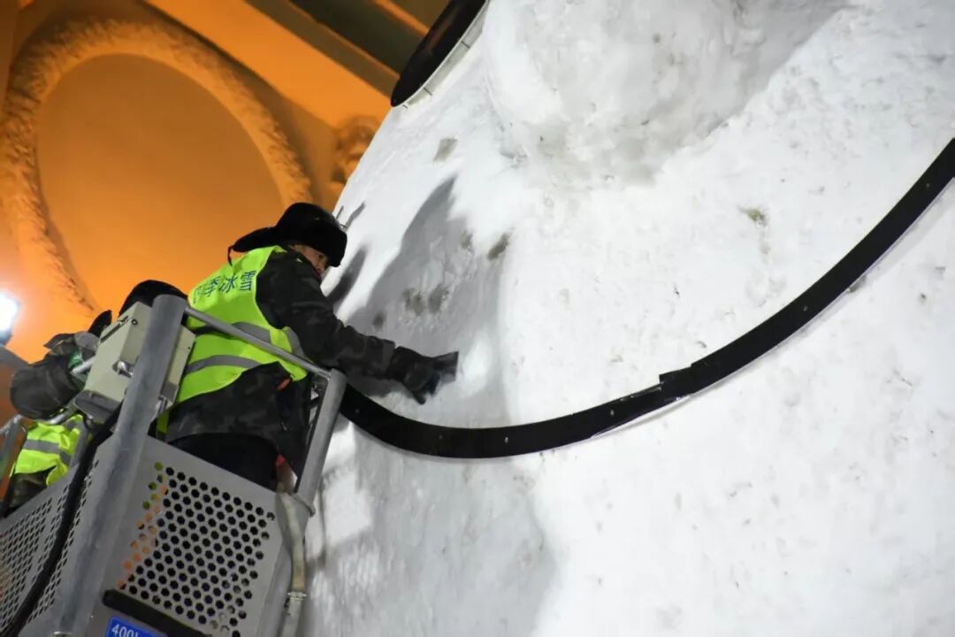 2026新春走基层|-29℃ 冰城网红大雪人焕新