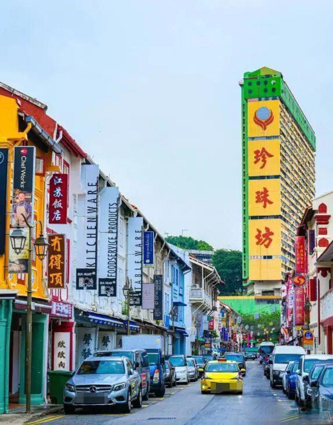 被自己穷笑了！春节去新加坡旅游：入境被罚6000，酒店1.6万一晚
