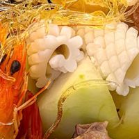 山海入馔，素心纳福：佛跳墙与八宝菜里的年味密码