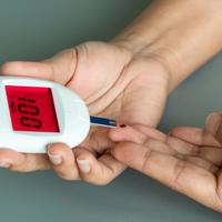 糖尿病专家深度解读：糖化血红蛋白有5个级别，看看你在哪个段？