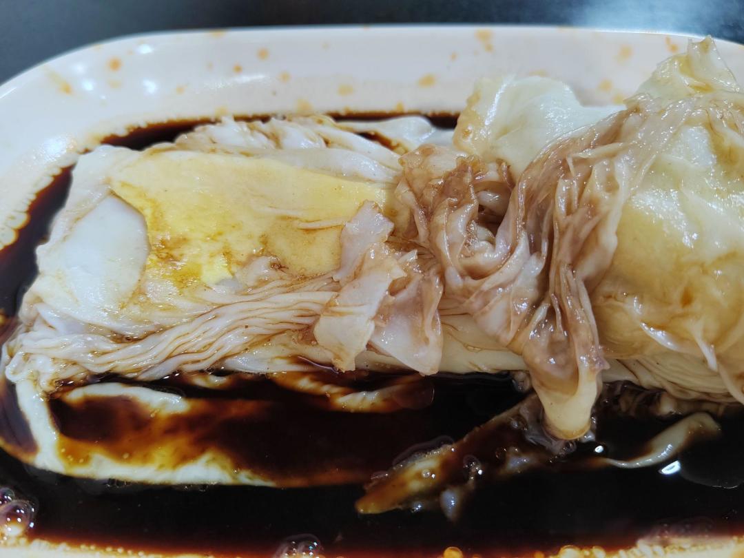 广州美食130|文明路上不起眼的小店,做出了水准之上的肠粉和鸡皇粥
