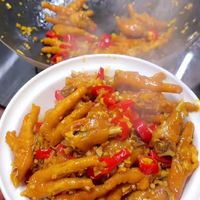 一闻就馋疯!这道香辣鸡爪,简单三步就能做出饭店味儿