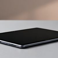 联想M10平板：学习办公神器还是入门级妥协？用户观点大PK