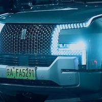 从银幕到现实，比亚迪凭实力撑起国安题材大片排面