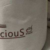 上班族必备！双枪保温饭盒很实用