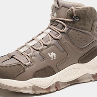 专业登山装备 vs 普通户外装备？128位用户真实体验告诉你答案