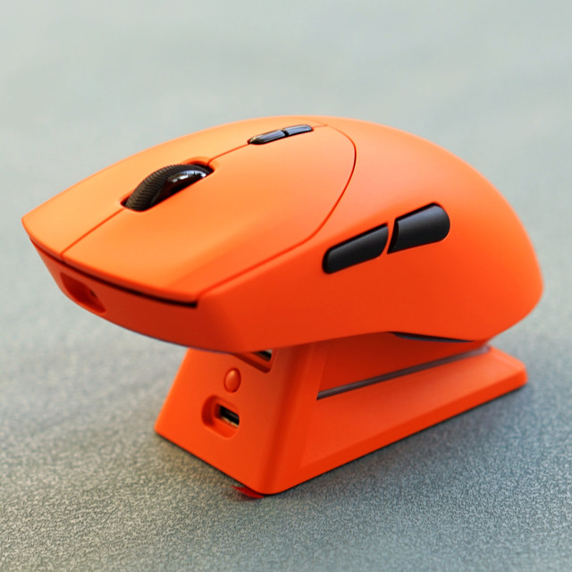 焰影橙太顶了！雷柏VT9中大手电竞鼠，颜值耐打性能拉满还不贵