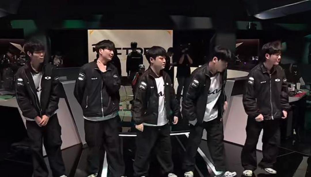 DK上演惊天让二追三，T1三大短板尽显，Faker黯然梦碎
