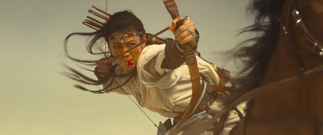 凭硬核武打口碑逆袭,镖人登顶春节档豆瓣评分榜