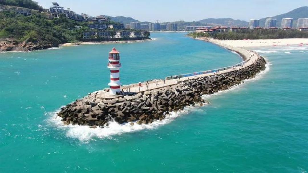 来万宁赴一场日光之约,在椰林大海间过几天神仙日子
